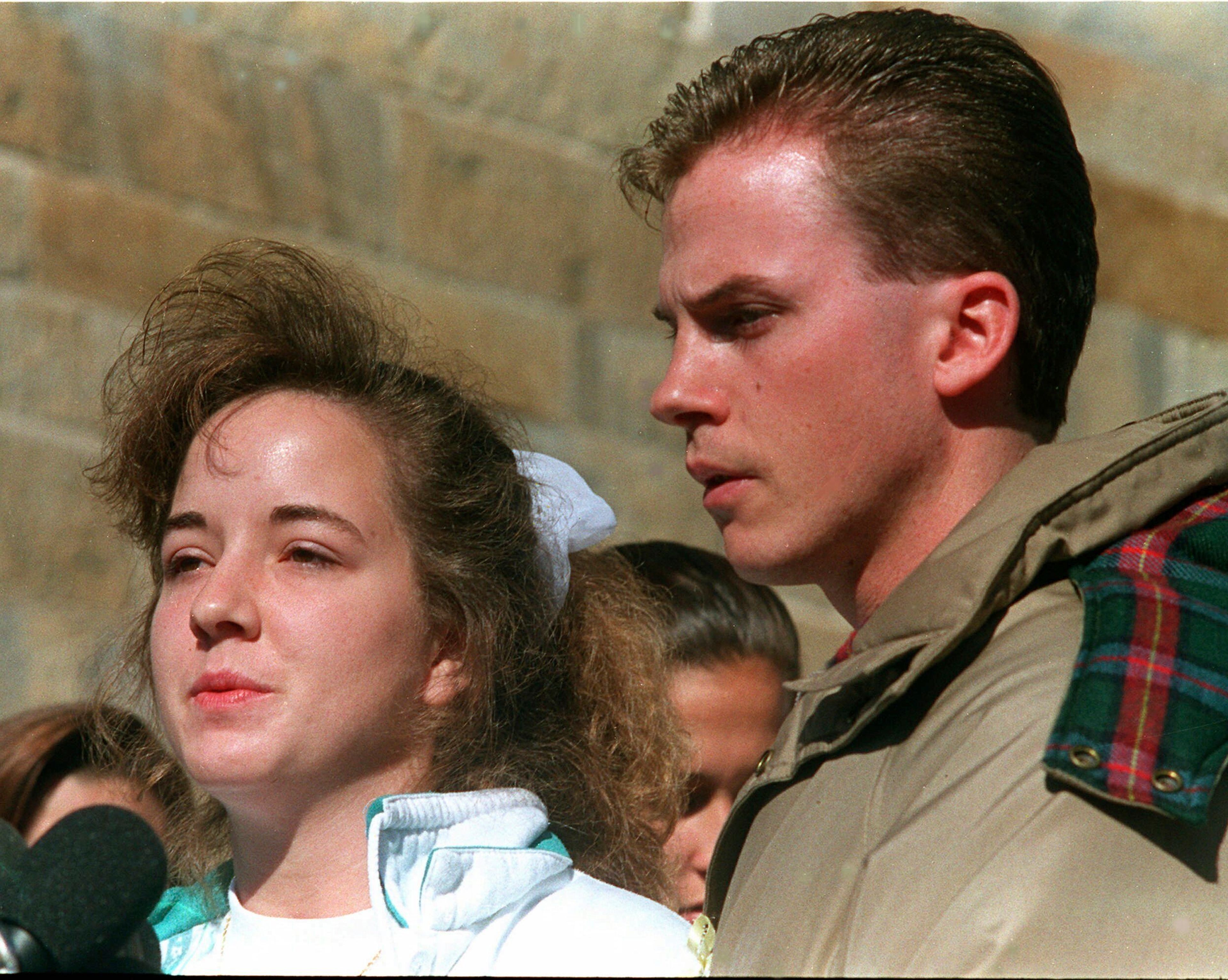 FILE - Susan and David Smith address reporters Nov. 2, 1994 during a news conference in Union, S.C. (AP photo/Mary Ann Chastain, file)