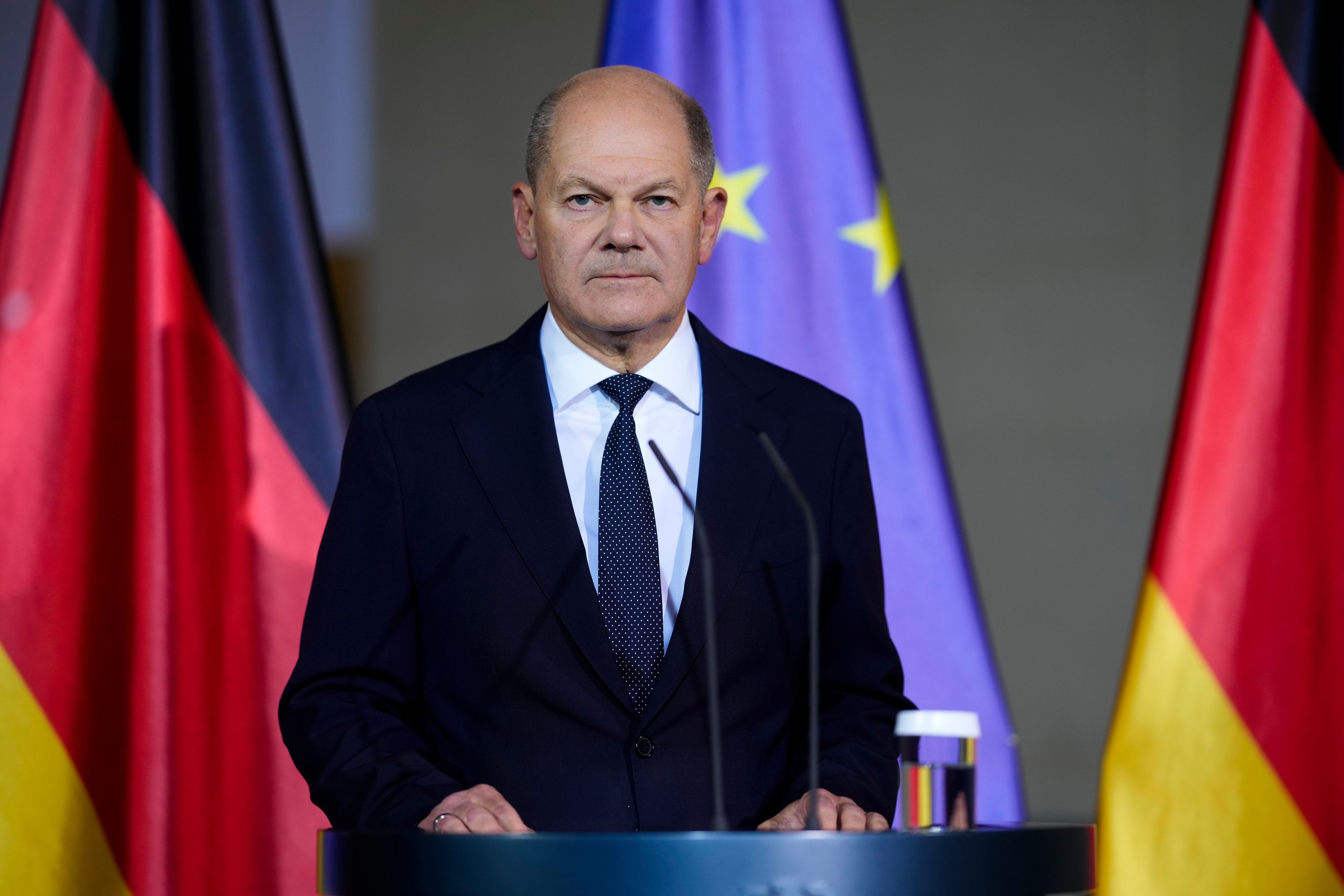 German Chancellor Olaf Scholz gives a statement after a meeting with government leaders in Berlin, Germany, Wednesday, Nov. 6, 2024. (AP Photo/Markus Schreiber)