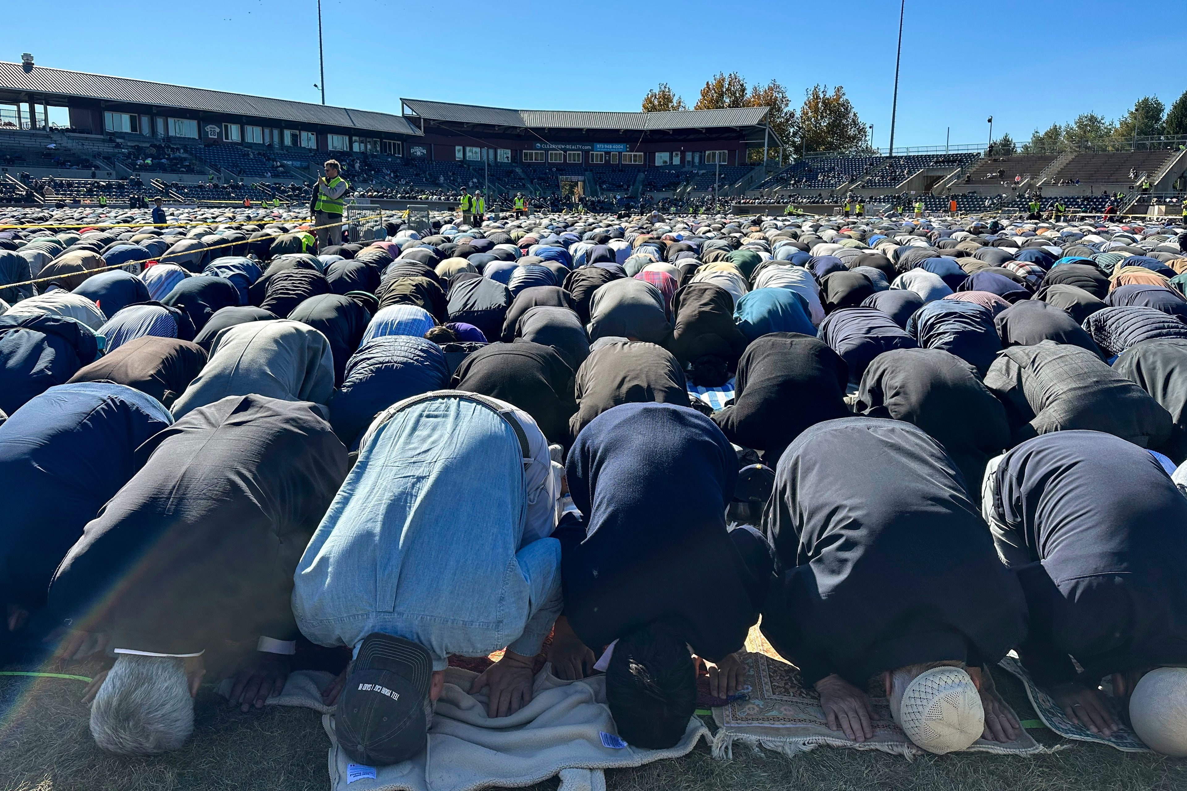 Thousands gather to morn the death of Fethullah Gülen, a Muslim cleric living in exile in the United States who faced unproven allegations that he orchestrated a failed 2016 coup in Turkey, in Skylands Stadium in Augusta, N.J., on Thursday, Oct. 24. 2024. (AP Photo/Mike Rubinkam)